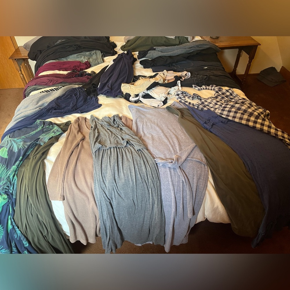 Tons of maternity clothes!